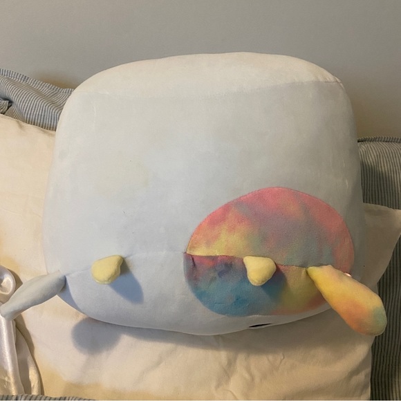 stackable squishmallow “caedia” cow - Picture 3 of 3